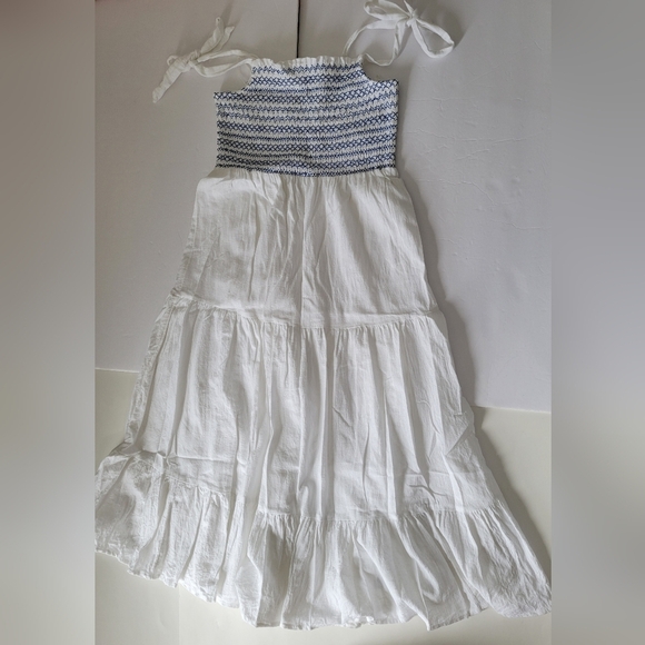 Lucky Brand White & Blue Sleeveless Tiered Boho Linen Blend Smocked Maxi Dress